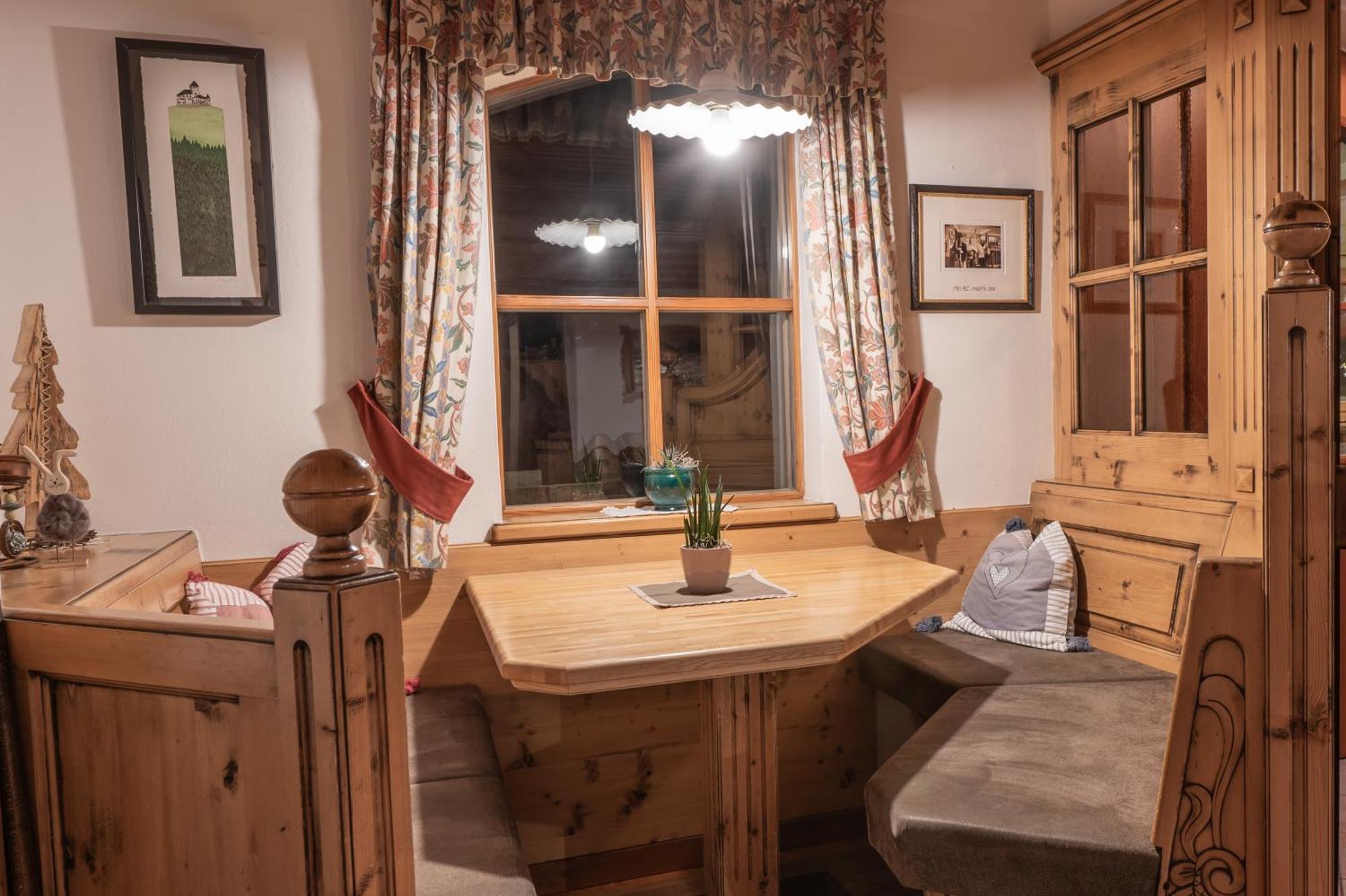 Rifugio La Para San Vigilio Di Marebbe Esterno foto