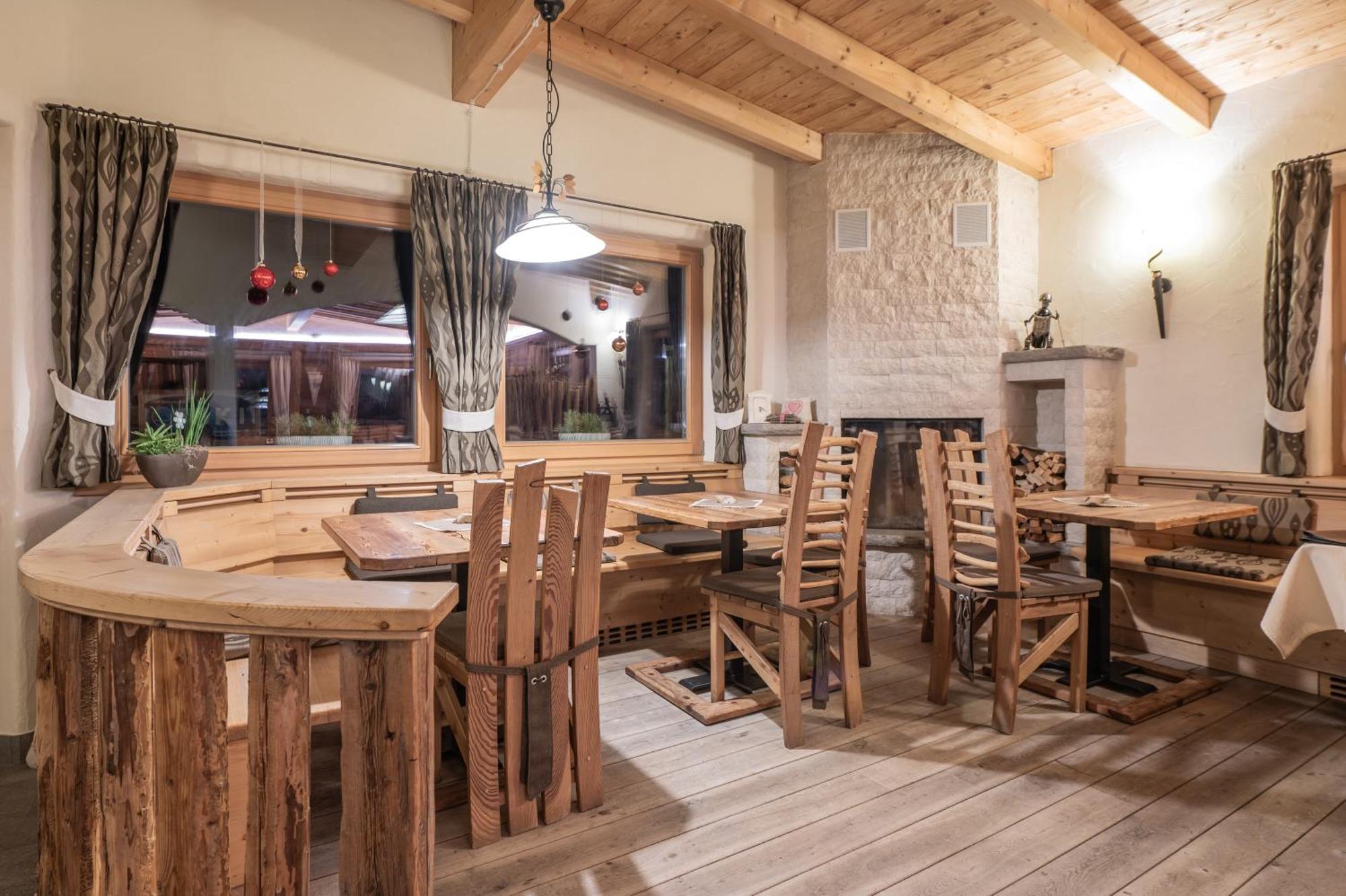 Rifugio La Para San Vigilio Di Marebbe Esterno foto